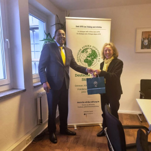 Ambassador Teferi confers with Dr. Uschi Eid, President of German Africa Foundation (DAS)