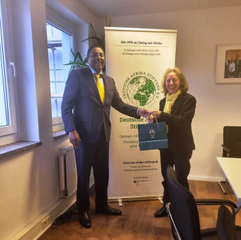 Ambassador Teferi confers with Dr. Uschi Eid, President of German Africa Foundation (DAS)